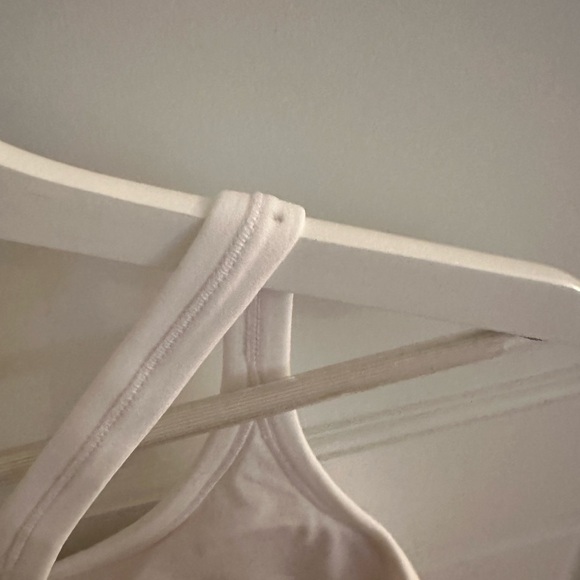 Lululemon Ebb Singlet in white - Picture 4 of 6